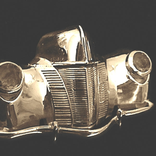 Nice Headlights! 1940 Classic Car Front Stering Silver Pin